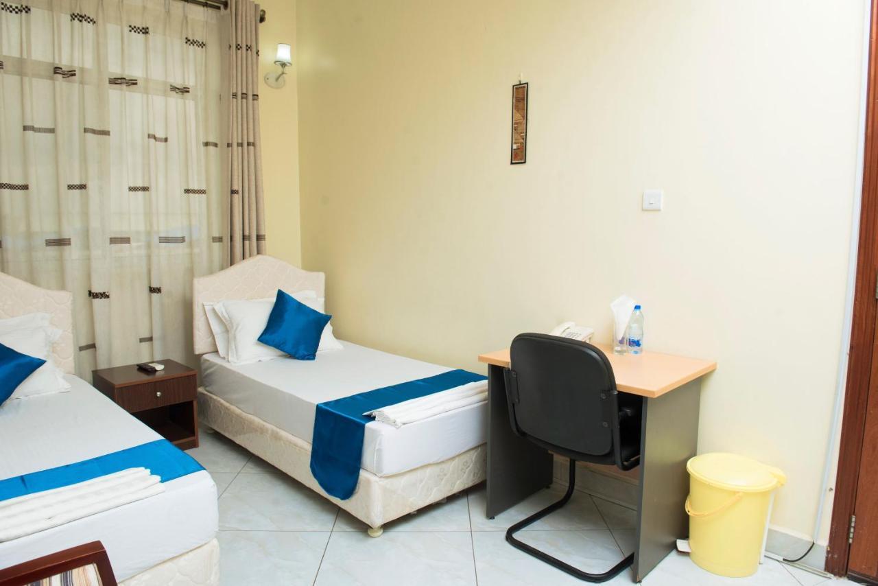 Airport Transit Lodges Dar es Salaam Esterno foto