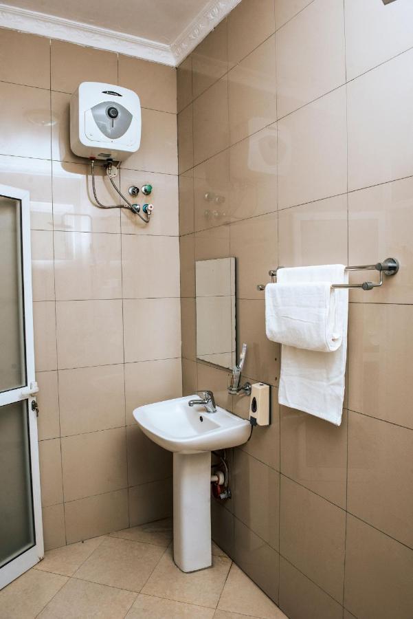 Airport Transit Lodges Dar es Salaam Esterno foto